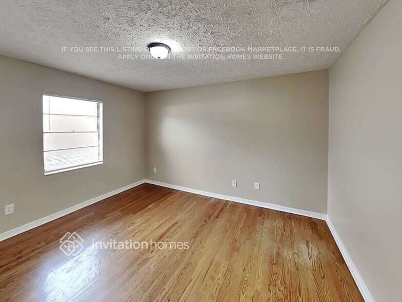 Building Photo - 1432 Buckner Rd
