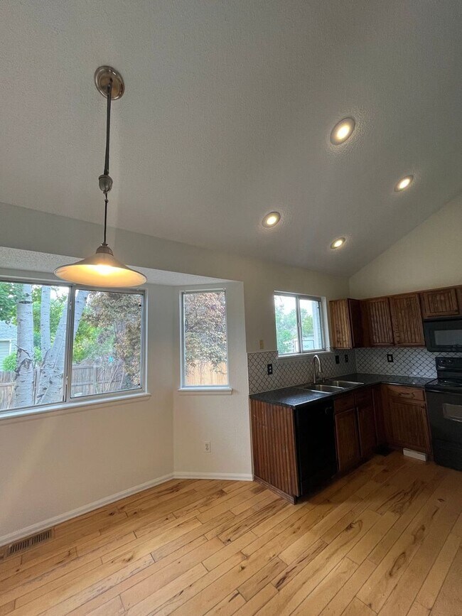 Building Photo - 13130 Umatilla St