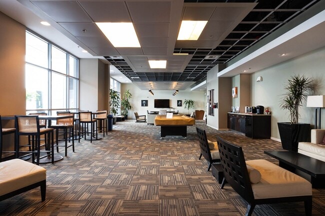 Building Photo - Modern Studio in Park Terrace | Water Included!