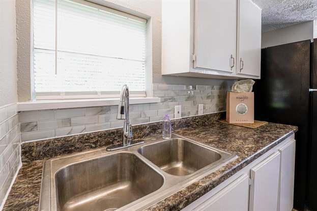 Building Photo - 27327 Peach Creek Dr