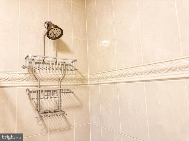 Building Photo - 6403 Velliety Ln