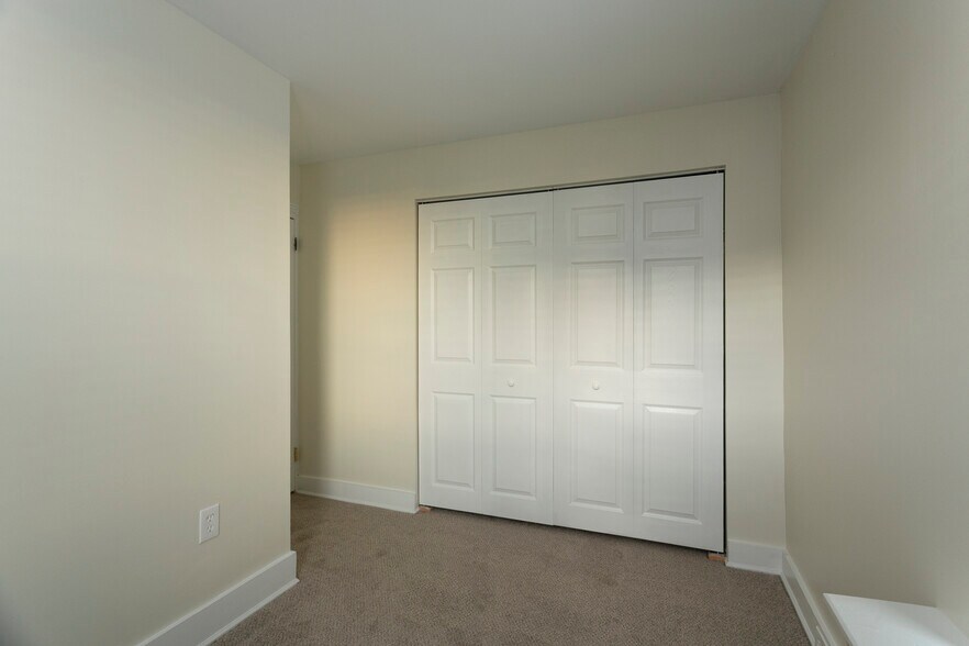 Building Photo - 4238 Pechin St