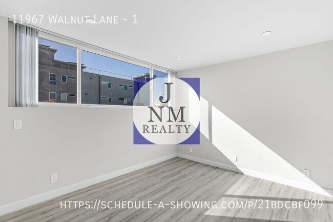 Building Photo - Newly remodeled modern 2 Bed + 1.5 Bath tw...