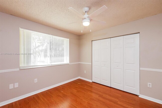 Building Photo - 9050 SW 157th Pl