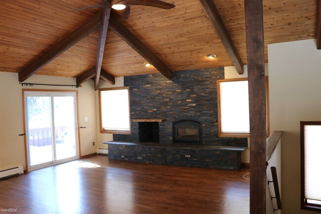 Building Photo - 3 br, 2.5 bath House - 24343 Paragon Place