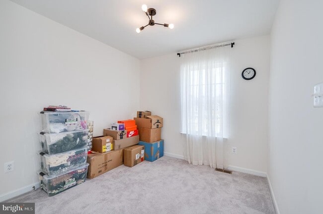 Building Photo - 64 Tate Manor Dr