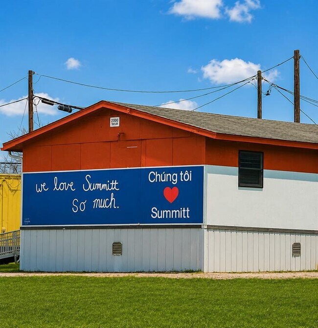 Building Photo - 12014 Wycliff Ln