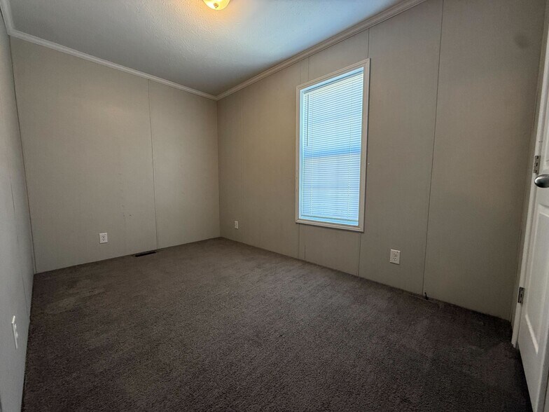 Building Photo - 12211 St Michel Ave