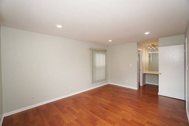 Building Photo - 1164 Inverrary Ln