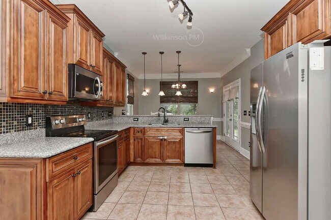 Building Photo - Charming 3-Bedroom in Arbor Croft with Out...