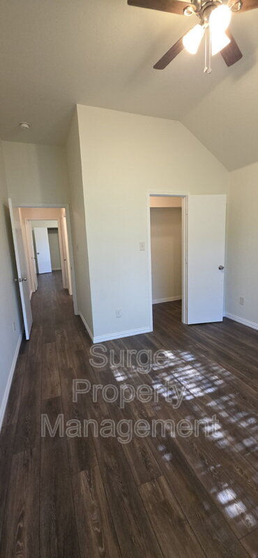 Building Photo - 629 Dorchester Dr