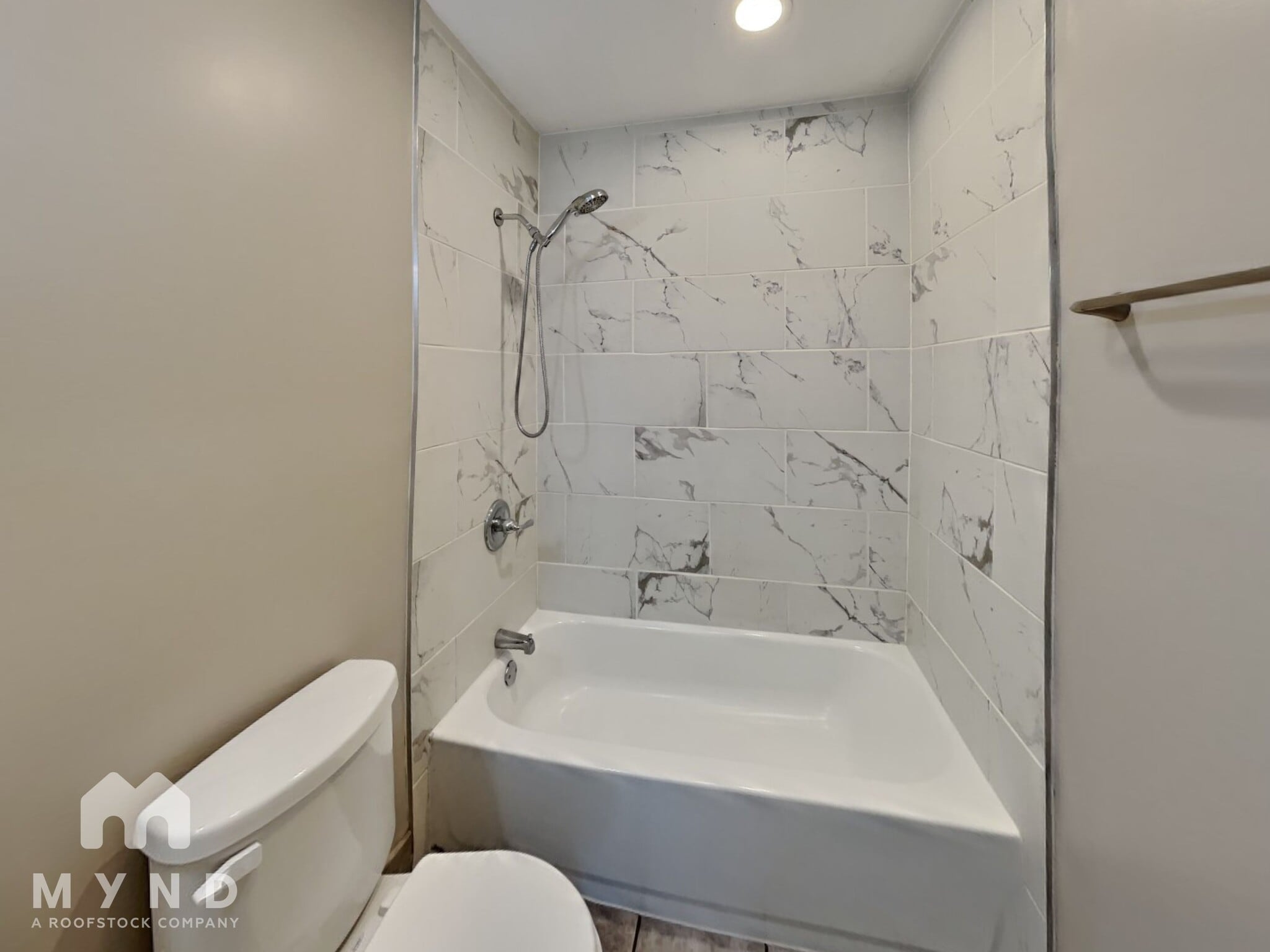 Building Photo - 1701 Cardinal Dr