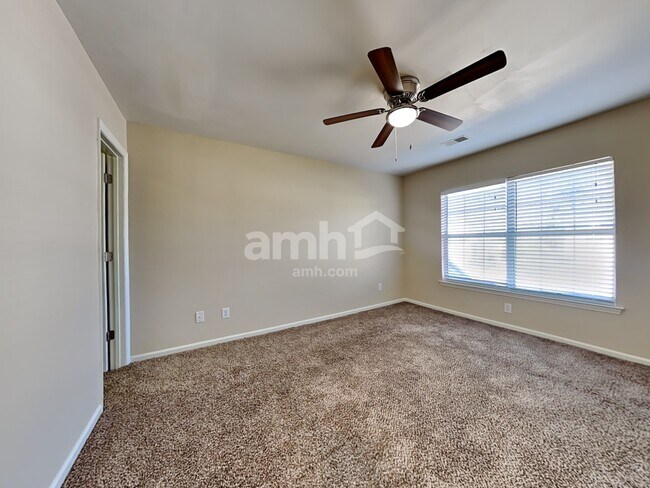 Building Photo - 110 Pristine Ct