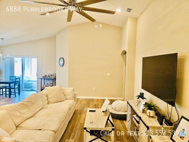 Building Photo - 6888 Pebblebrooke Wy