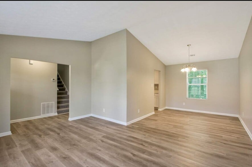 Building Photo - 1367 Swift Creek Ln
