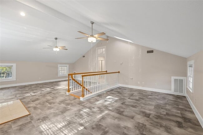Building Photo - 4615 Ramsey Ave