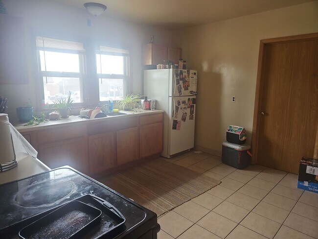 Building Photo - 111 W Parkway Ave