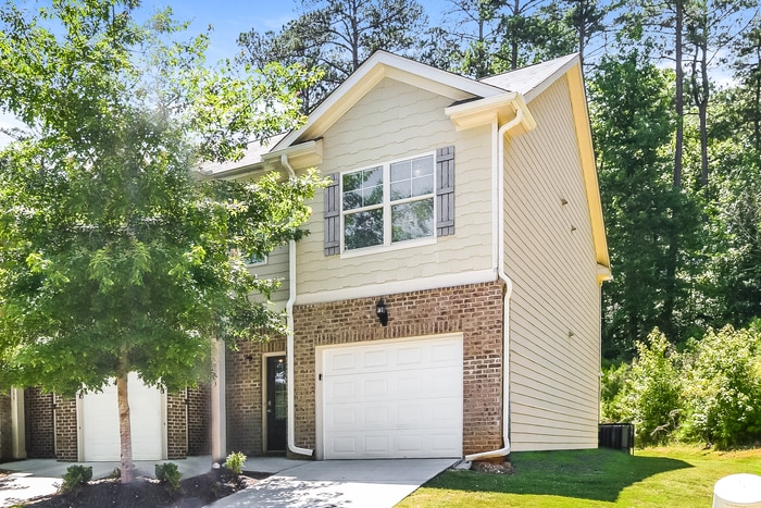 Building Photo - 3253 Pennington Dr