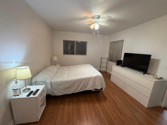 Building Photo - 12651 SW 16th Ct