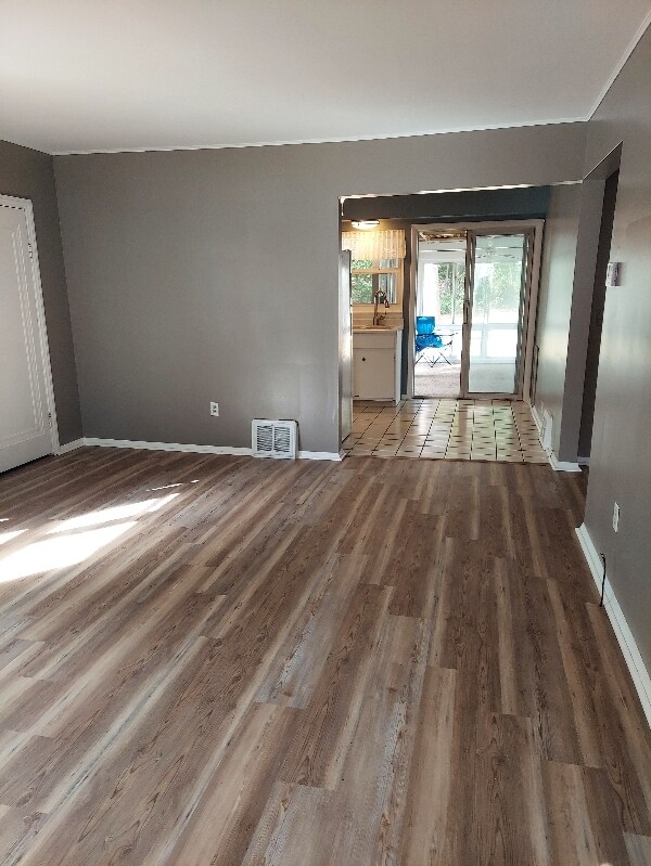 Building Photo - 6050 Wesch Rd