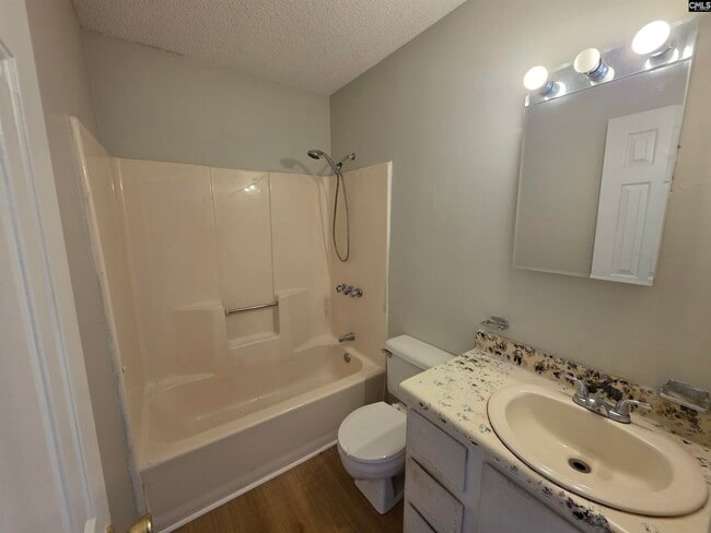 Building Photo - 1918 Jessamine Rd