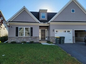 Building Photo - 213 Buckton Dr