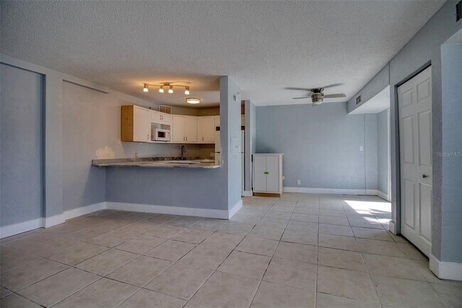 Building Photo - 3315 58th Ave S