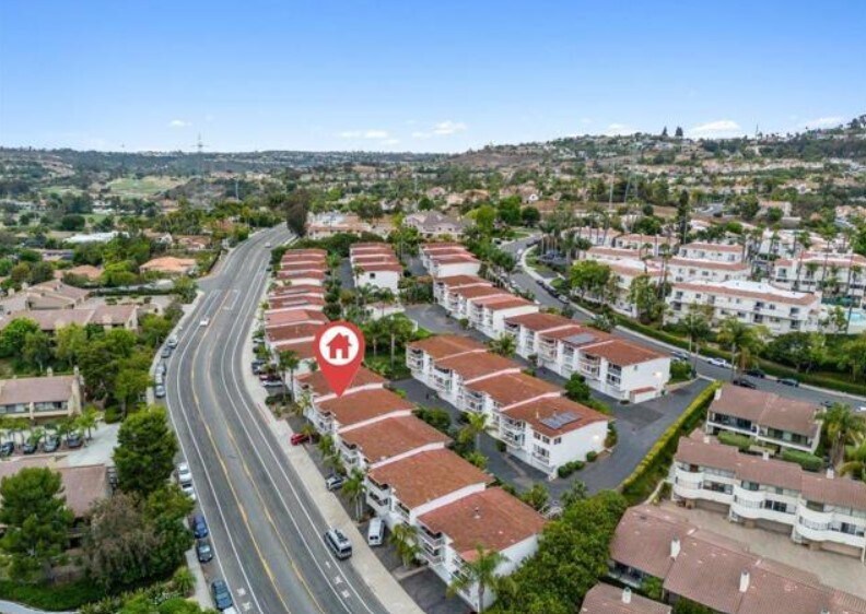 Building Photo - 2335 Caringa Way
