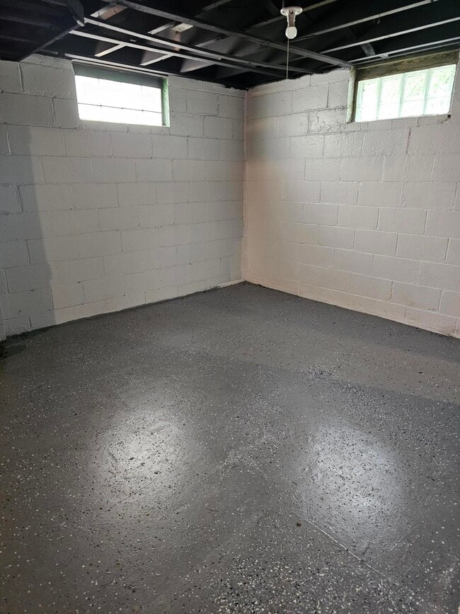 Building Photo - 20023 Santa Rosa Dr