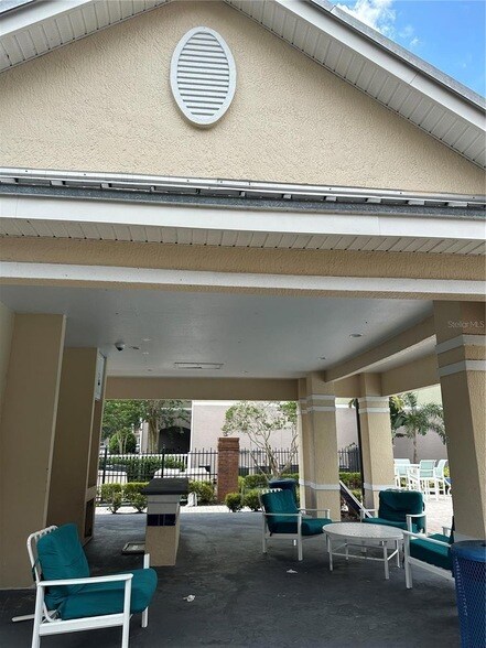 Building Photo - 3324 Parkchester Square Blvd