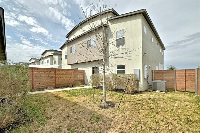Building Photo - 5513 Charles Merle Dr.