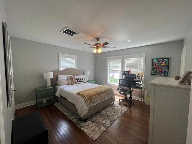 Building Photo - 1314 Arcadia Ave