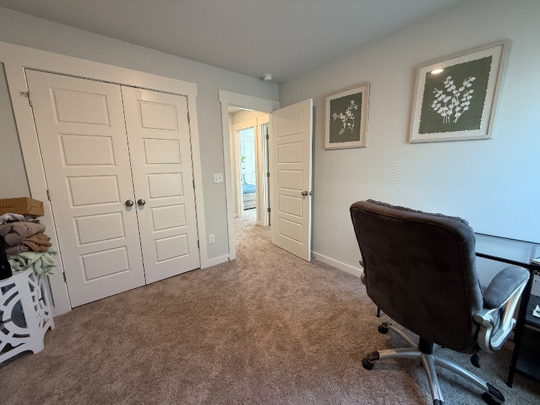 Building Photo - 524 Torrey Pines Ln
