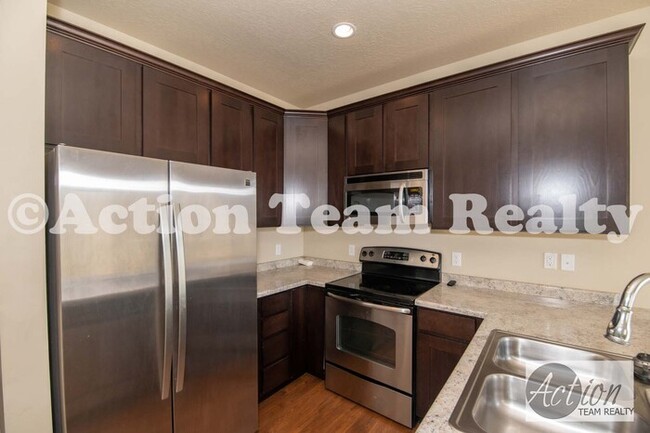 Building Photo - Townhome in Lehi