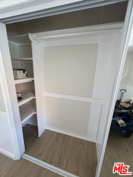 Building Photo - 1033 6th St