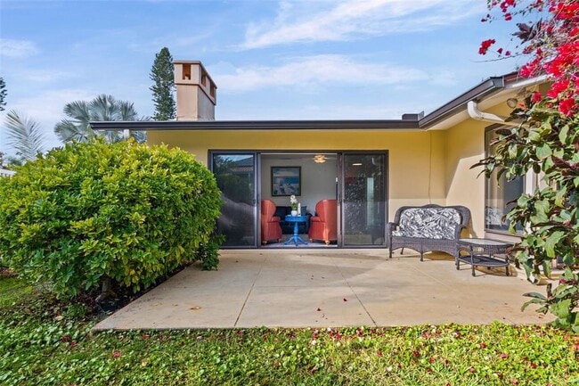 Building Photo - 7215 Westmoreland Dr