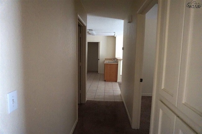 Building Photo - 4710 Brookdale Dr