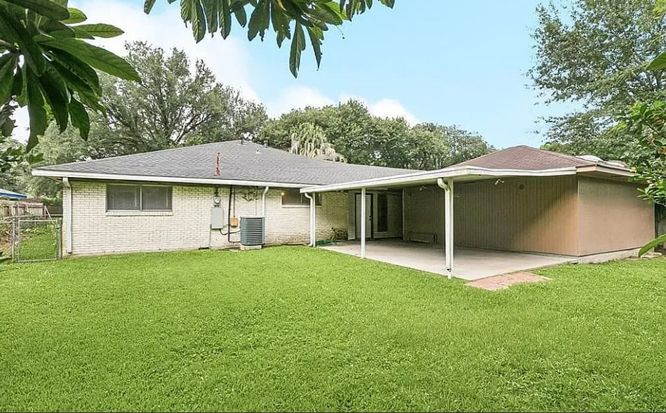 Building Photo - 5933 Dover Pl