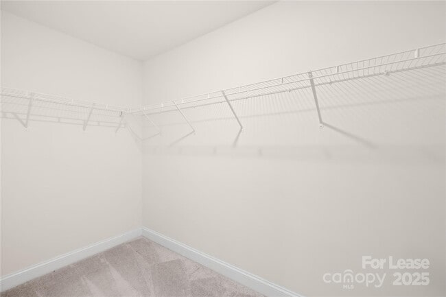 Building Photo - 2321 Creekmere Ln