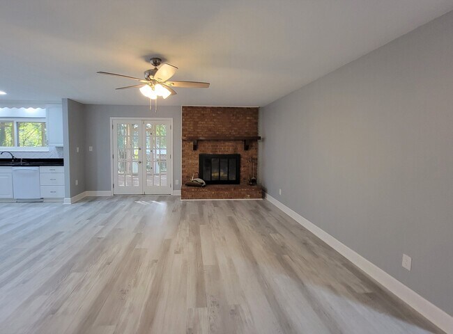 Building Photo - 3714 Wicklow Cir