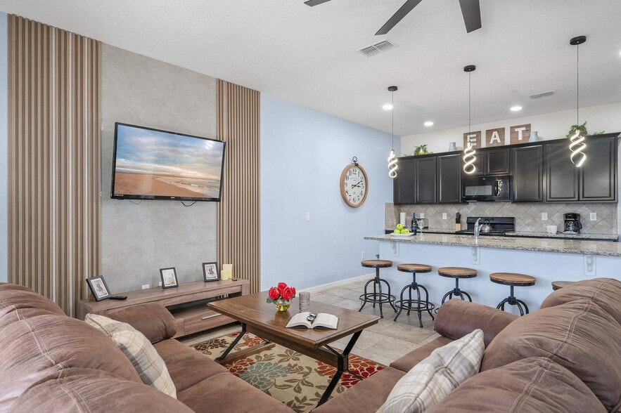 Building Photo - 4711 Terrasonesta Dr