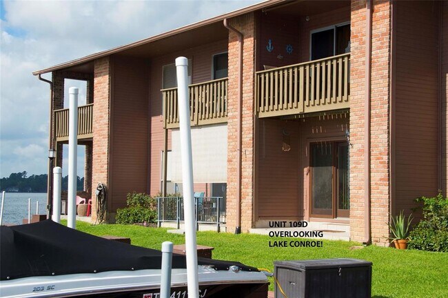 Building Photo - 801 River Rd