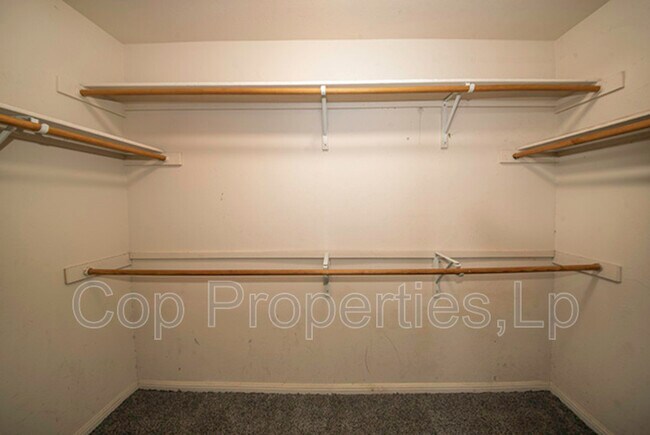 Building Photo - 8510 Trumpet Cir