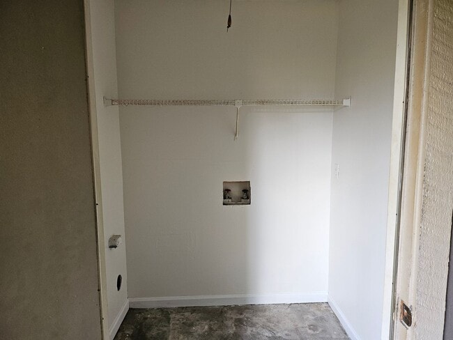 Building Photo - 1338 Delaware Pl