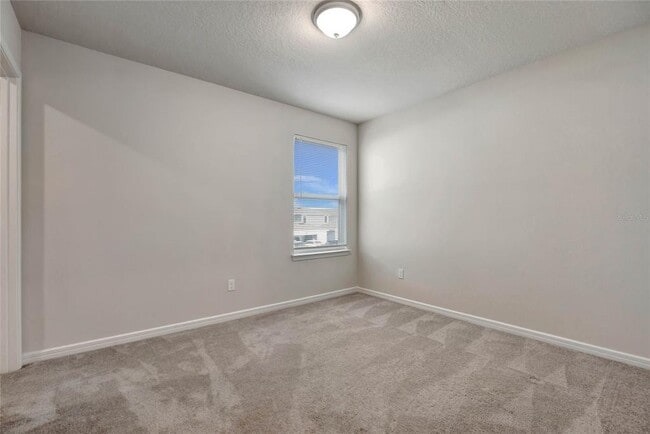 Building Photo - 1917 Summer Serenity Dr
