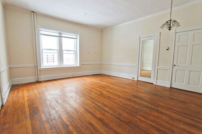 Building Photo - 6333 Greene St