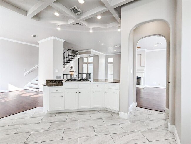 Building Photo - 1304 Dart St