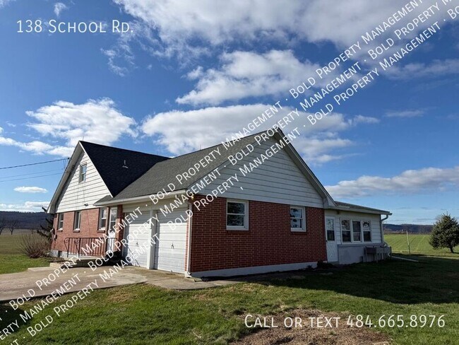 Building Photo - 138 School Rd