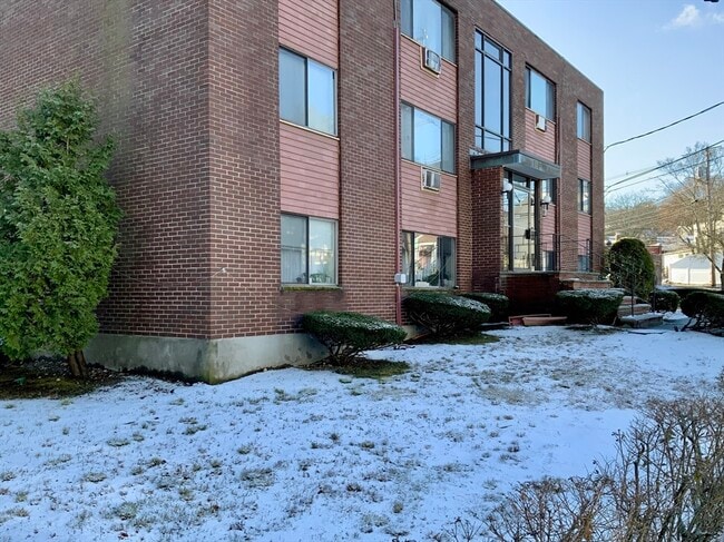 Building Photo - 9 Ryder St