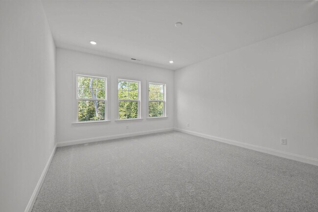 Building Photo - Brand-New 5BR/4BA in Knightdale’s Stoneriver – Luxury Living with 3-Car Garage